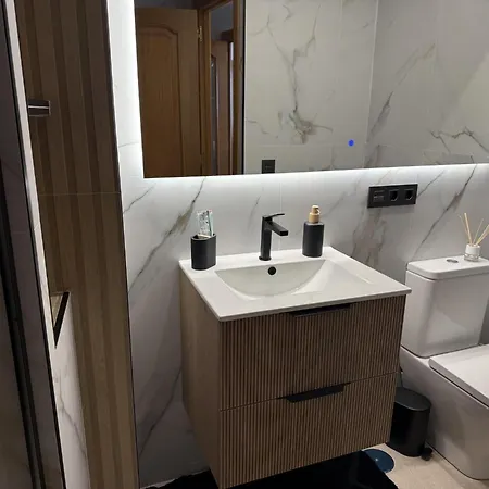 3 Junto A Playa Postiguet Con Terraza By Turihome Alicante